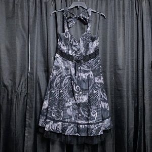 Hot Topic, size 16, grey&black music note dress